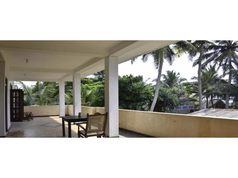 Long Beach Guest House Hikkaduwa Exterior foto